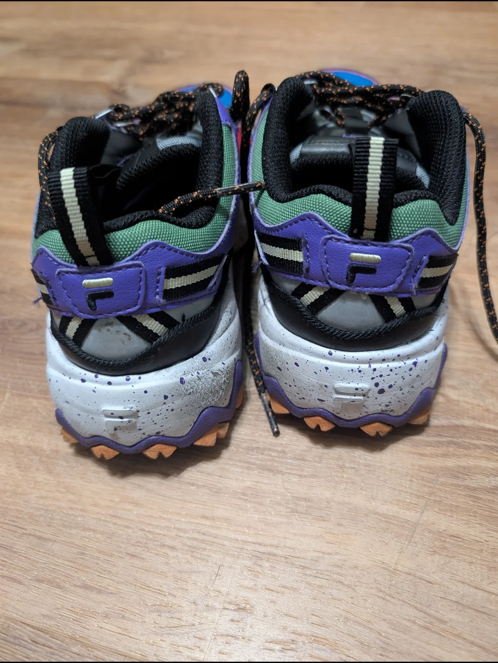 FILA Women’s Size 8 Multicolor Trail Shoes Chunky Sneakers Y2K Gorpcore